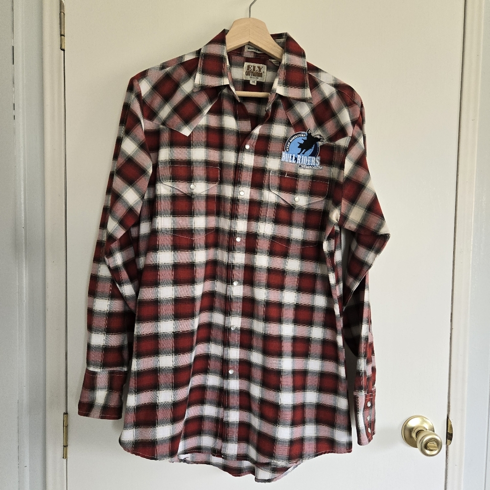 Ely Cattlemen Red and White Plaid Pearl Snap Shirt Men's M
